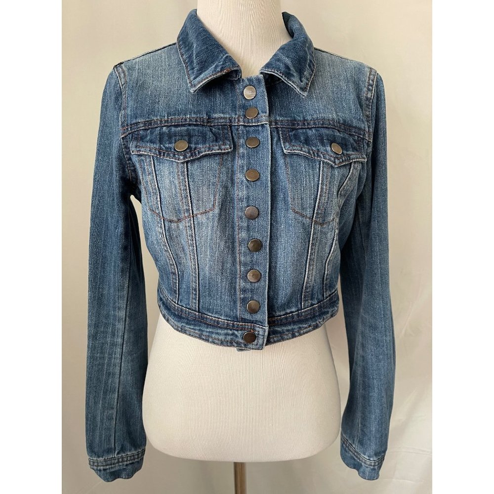 Ci Sono Medium Wash Snap Front Crop Denim Jacket - Picture 2 of 10